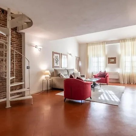 Piazza Anfiteatro- Elegant Apartamento *