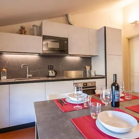 Piazza Anfiteatro- Elegant Apartamento